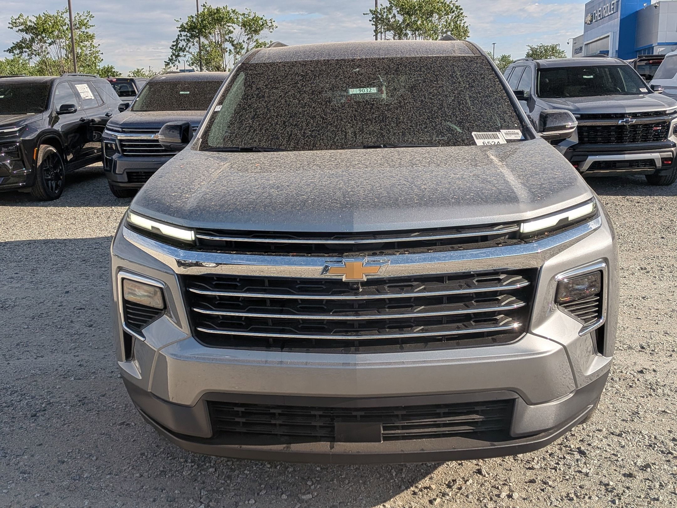 New 2026 Chevrolet Traverse LT w/ Driver Confidence Package FWD image 2