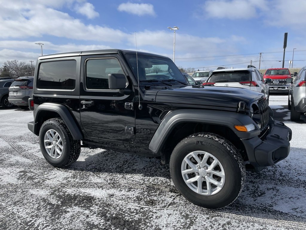 Used 2023 Jeep Wrangler Sport S image 2