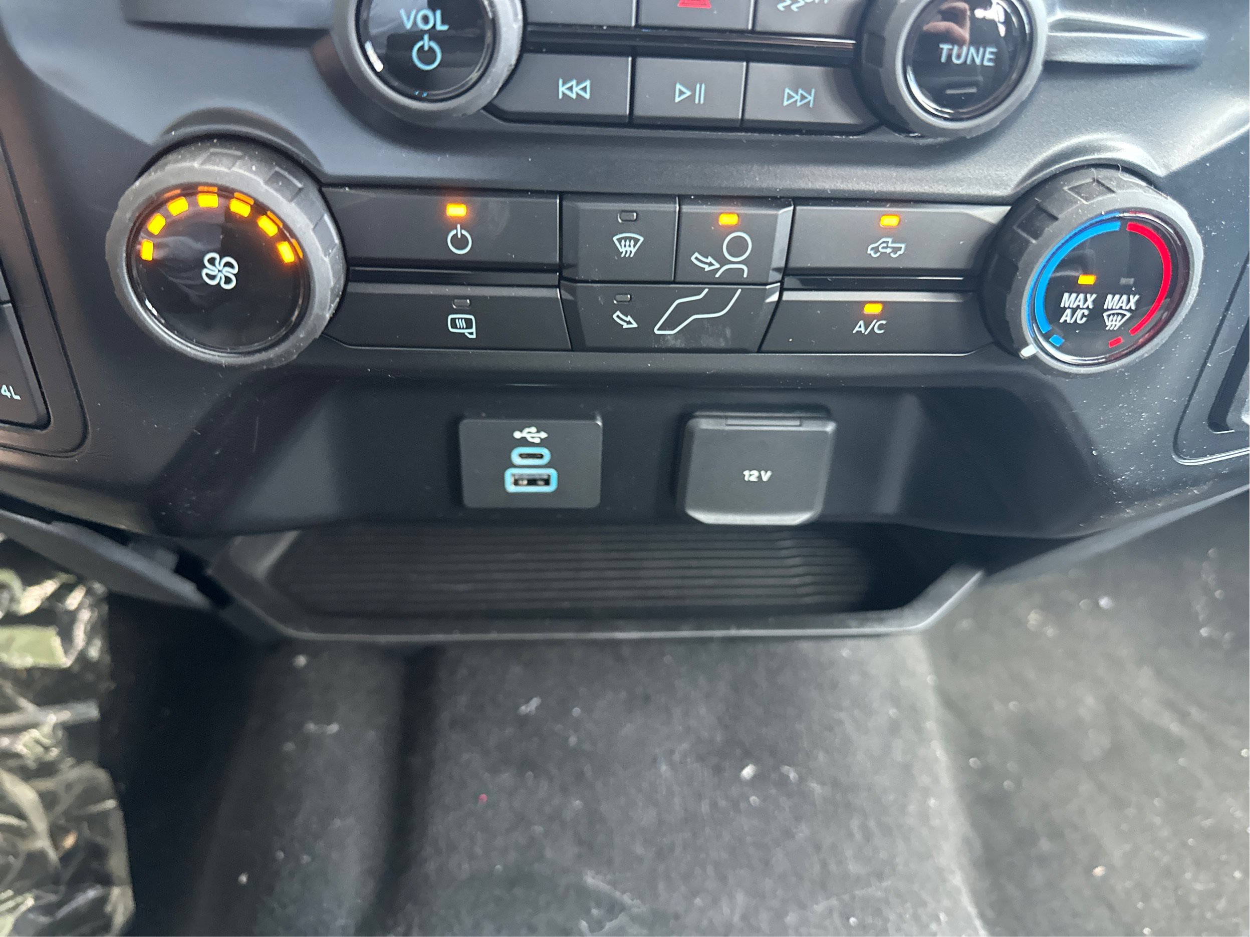 New 2026 Ford F250 XL w/ STX Appearance Package AWD/4WD image 29