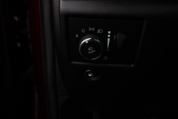 Used 2021 Jeep Grand Cherokee Laredo X image 16