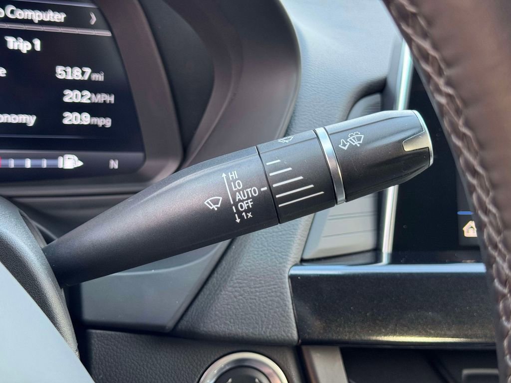 Used 2025 Cadillac CT4 V RWD image 31