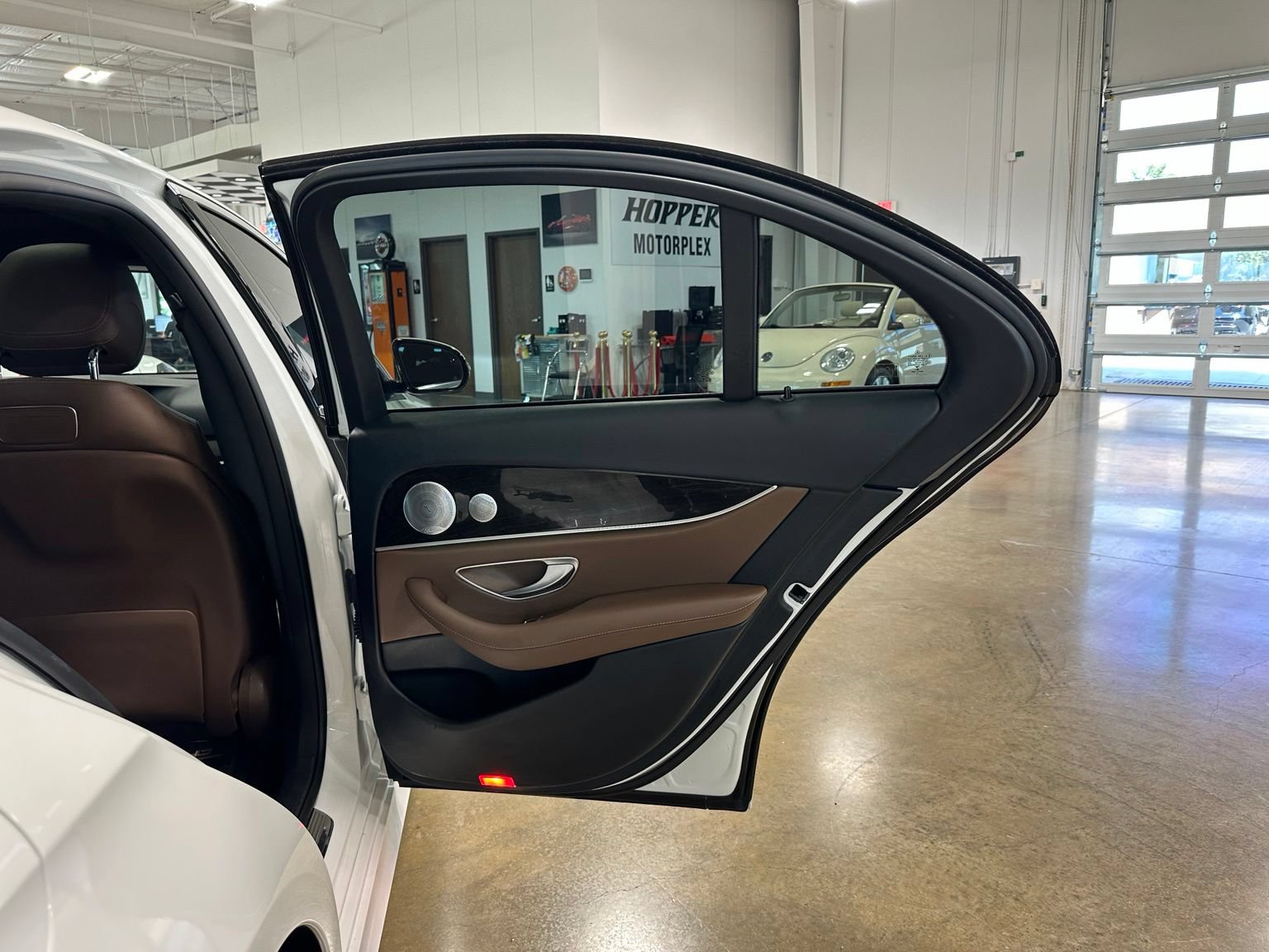 Used 2019 Mercedes-Benz E 300 image 35