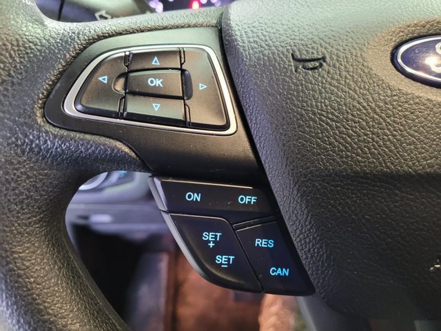 Used 2018 Ford Escape SE w/ SE SYNC Package image 30