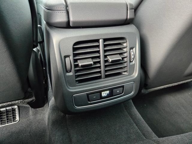 Used 2022 Audi e-tron GT Premium Plus image 11