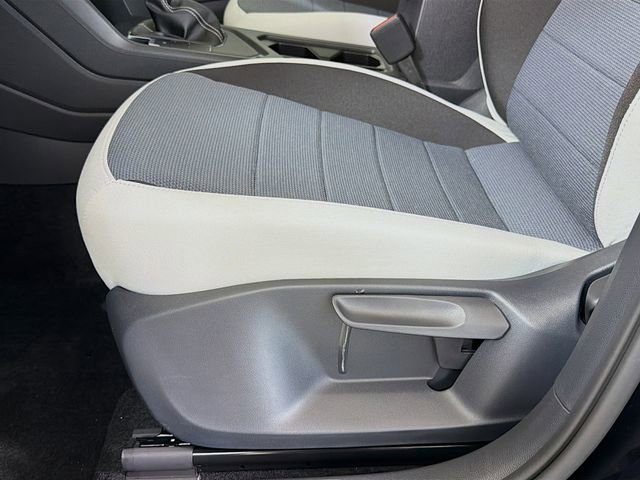 New 2026 Volkswagen Taos S image 19