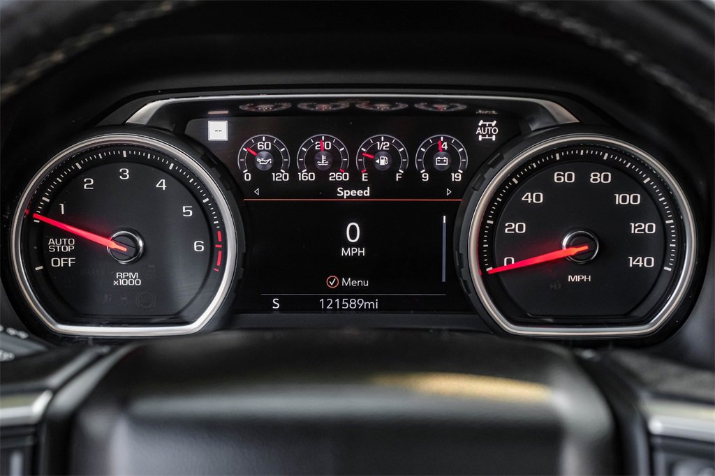 Used 2021 Chevrolet Suburban Premier w/ Premium Package image 18