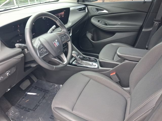 Used 2025 Buick Encore GX Preferred w/ Comfort Package FWD image 11