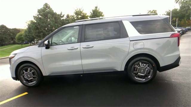 New 2026 Kia Carnival EX image 8