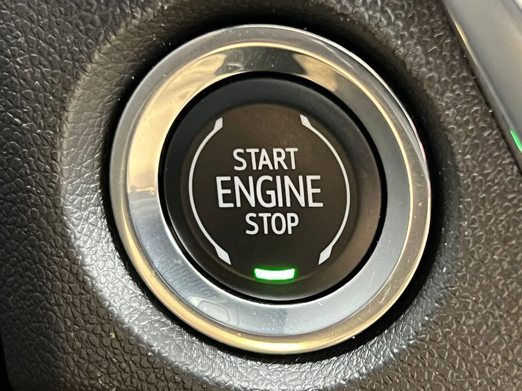 Certified 2025 Buick Encore GX Sport Touring w/ Experience Buick Package image 29