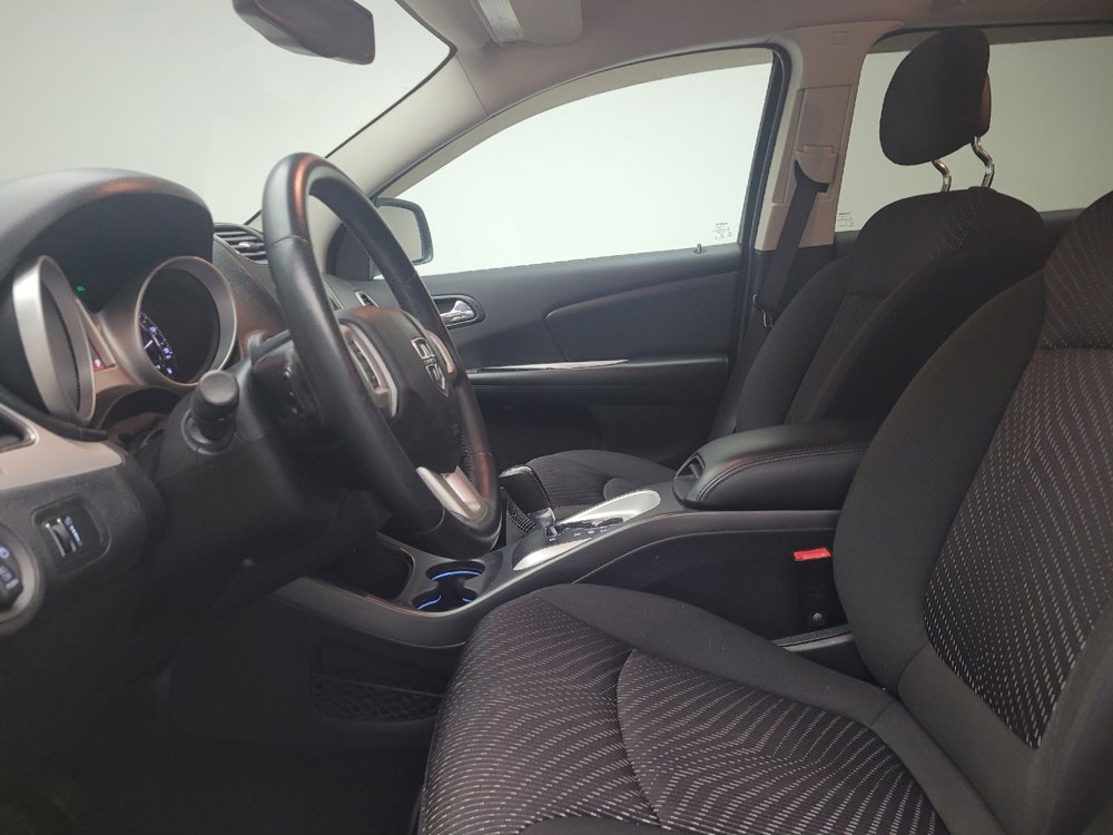Used 2016 Dodge Journey SXT image 17