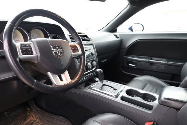 Used 2013 Dodge Challenger SXT Plus RWD image 11