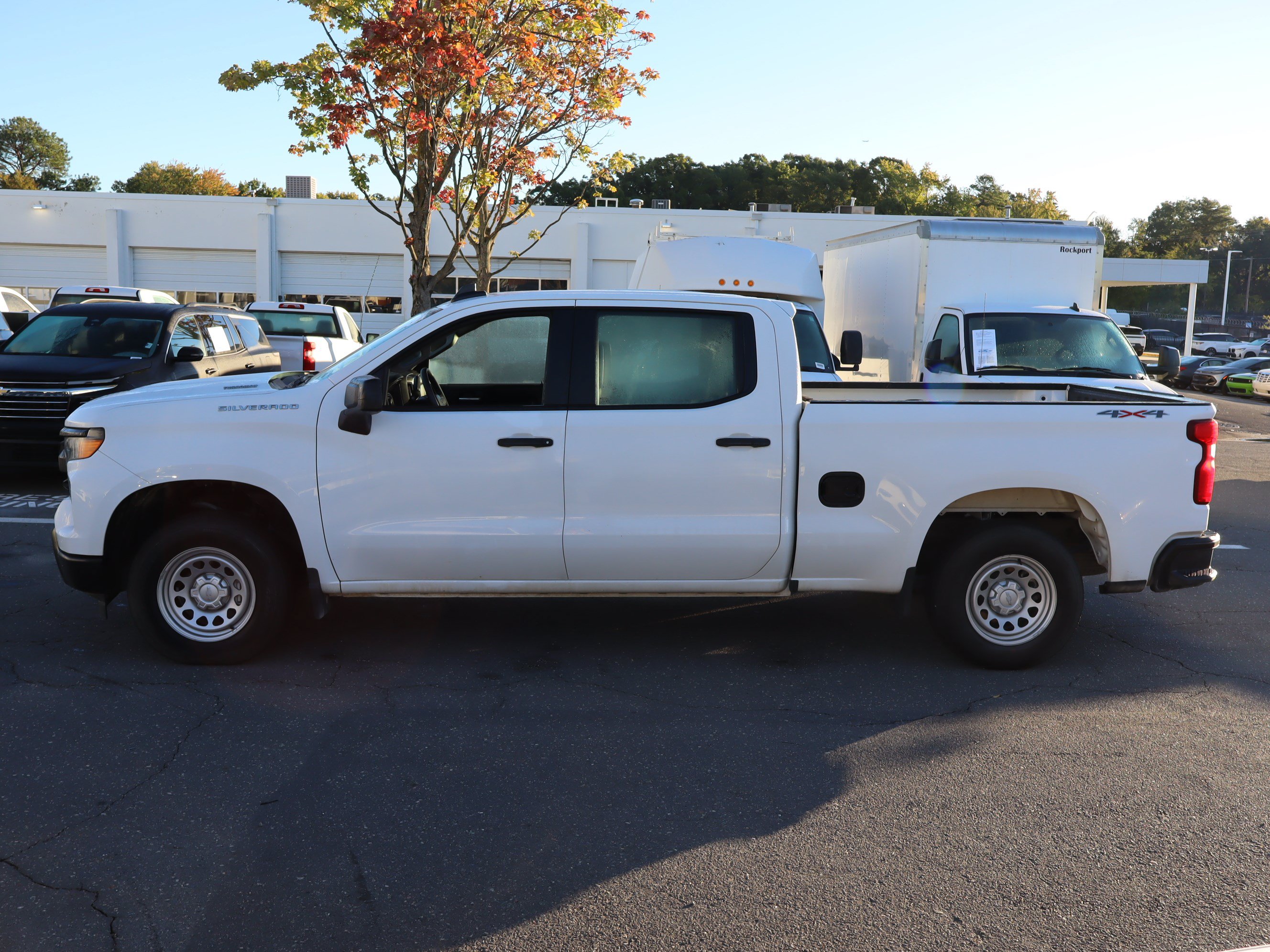 Used 2024 Chevrolet Silverado 1500 W/T w/ Trailering Package AWD/4WD image 8