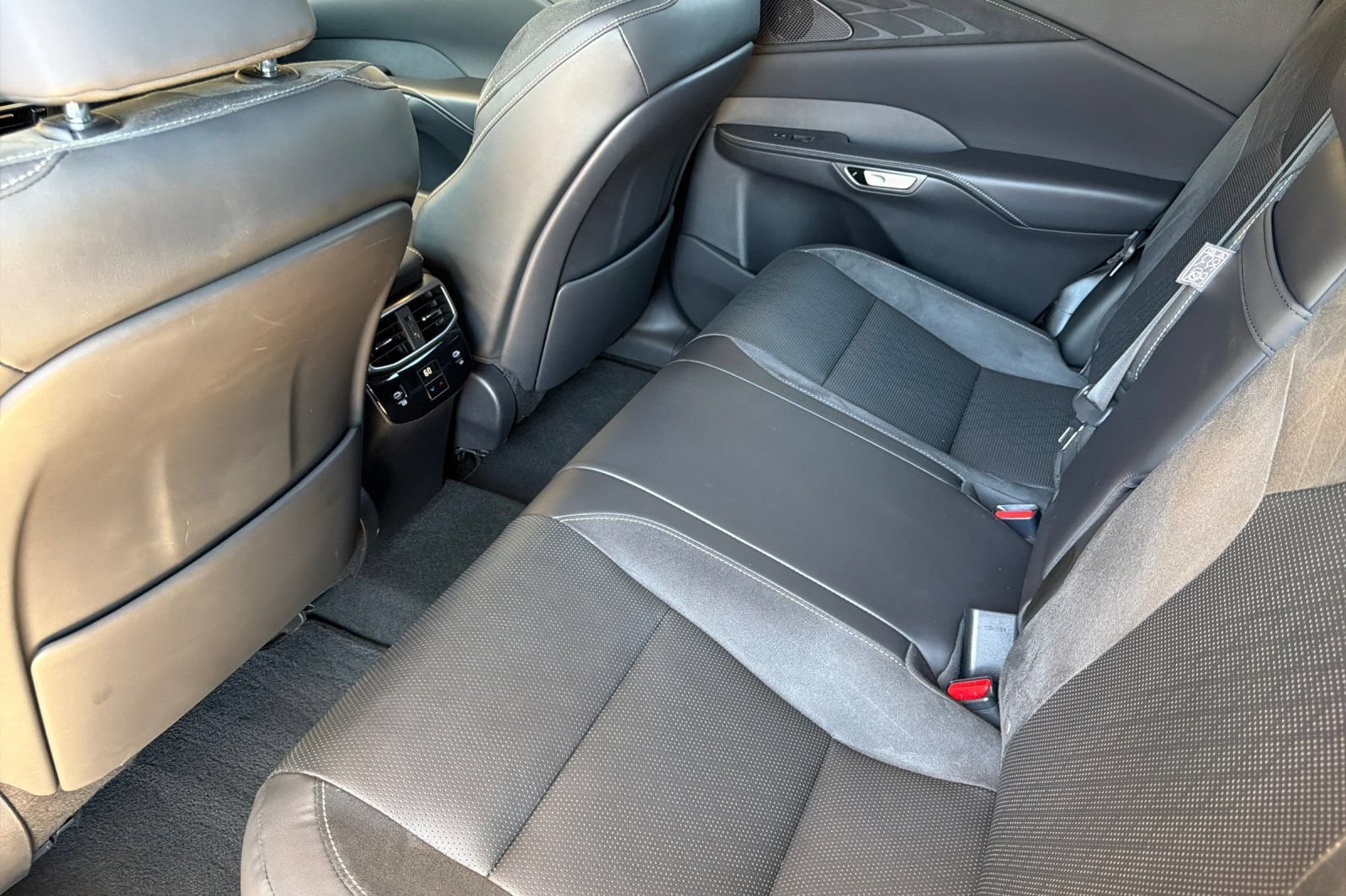 Certified 2023 Lexus RX 350 FWD w/ Accessory Package (Z1) image 14
