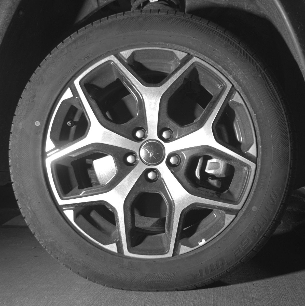 Used 2025 Jeep Compass Limited image 13