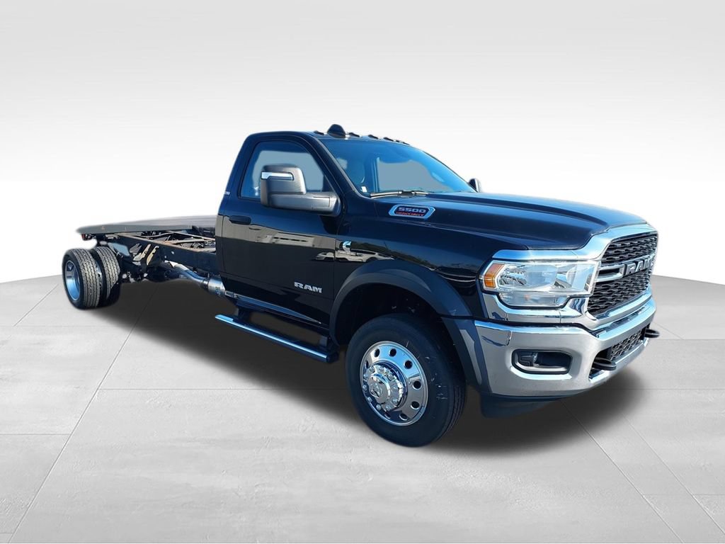 New 2024 RAM 5500 SLT w/ Quick Order Package 2YG SLT AWD/4WD image 2