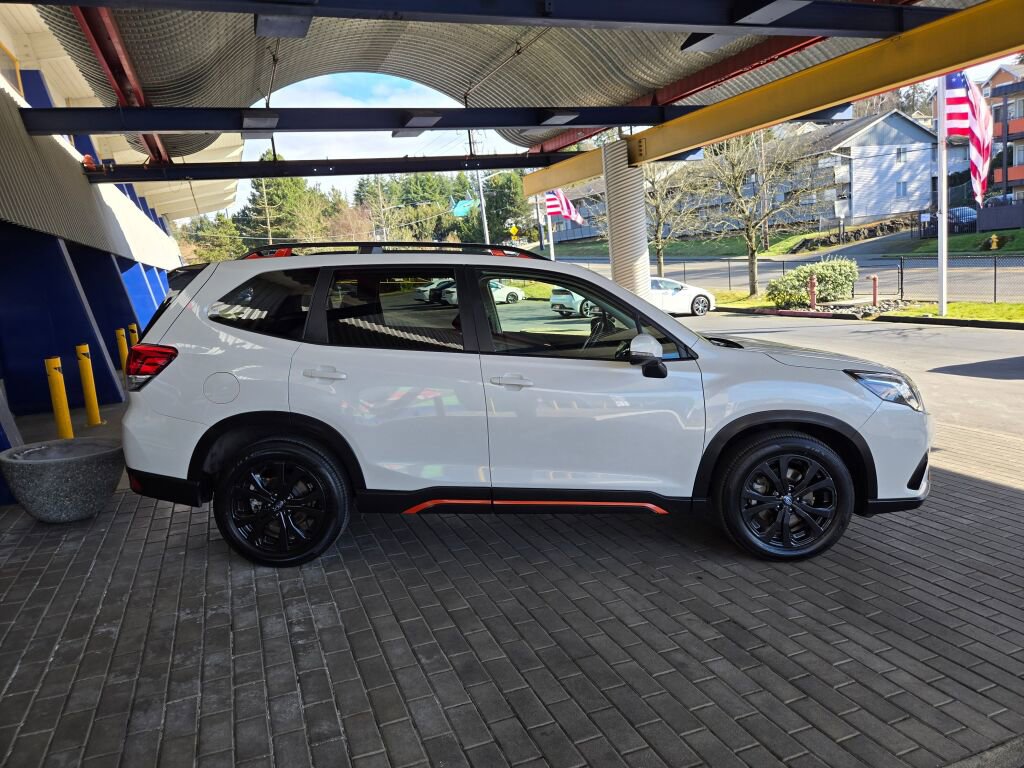 Used 2024 Subaru Forester Sport image 4