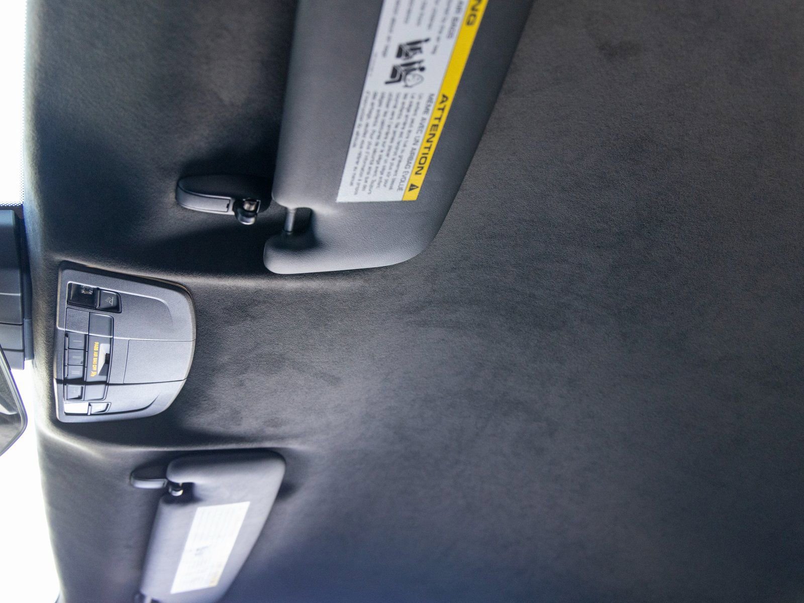 Certified 2025 Porsche 718 Cayman GT4 RS image 32