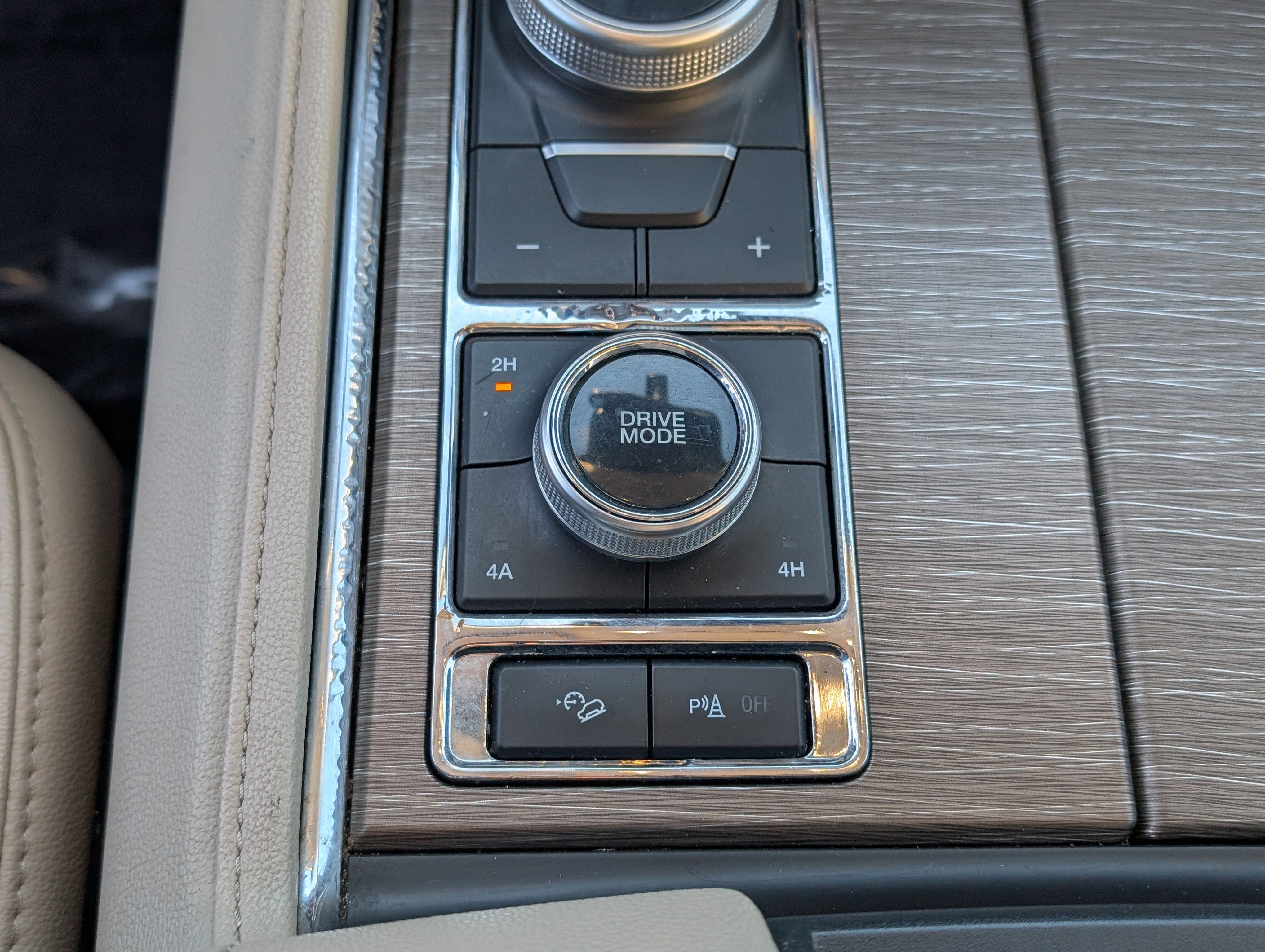 Certified 2023 Ford Expedition Max Limited image 27