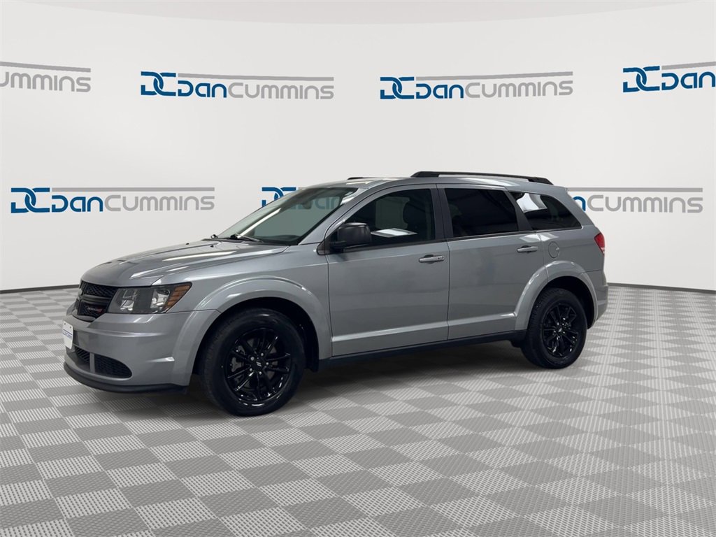 Used 2020 Dodge Journey SE w/ SE Popular Equipment Group image 4