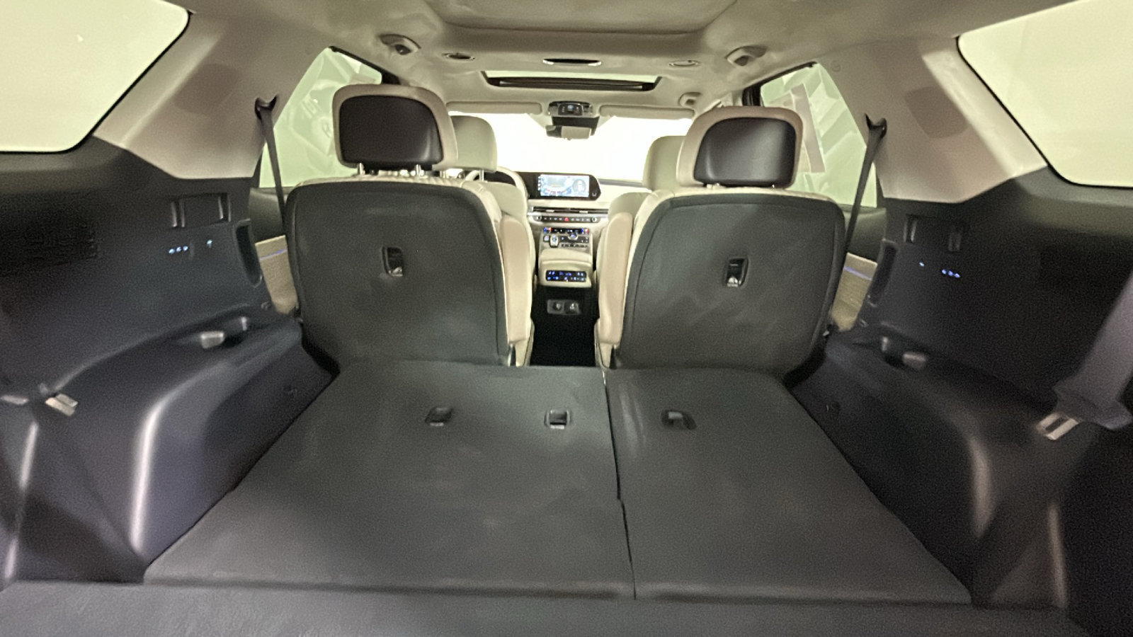 Used 2024 Hyundai Palisade Calligraphy FWD image 32