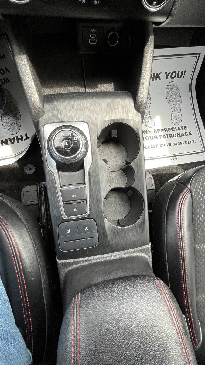 Used 2025 Ford Escape ST-Line FWD image 10