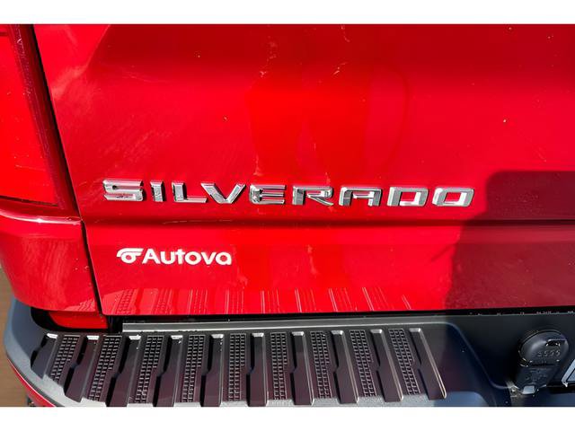 Used 2021 Chevrolet Silverado 1500 RST image 32