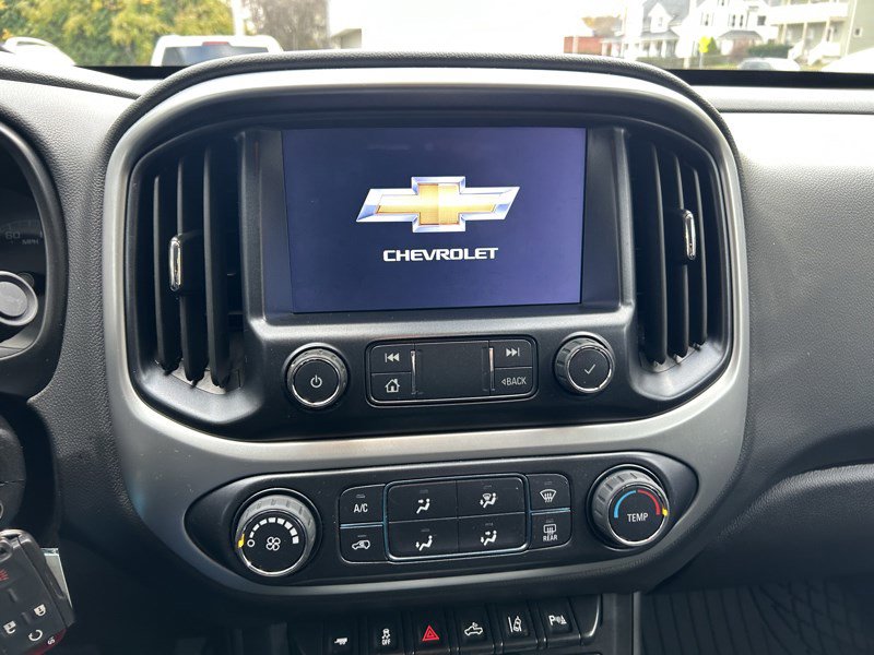 Used 2022 Chevrolet Colorado LT w/ Safety Package image 13