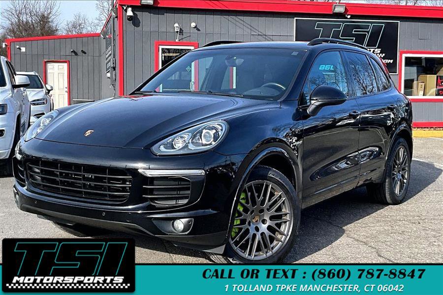 Used 2016 Porsche Cayenne S image 2