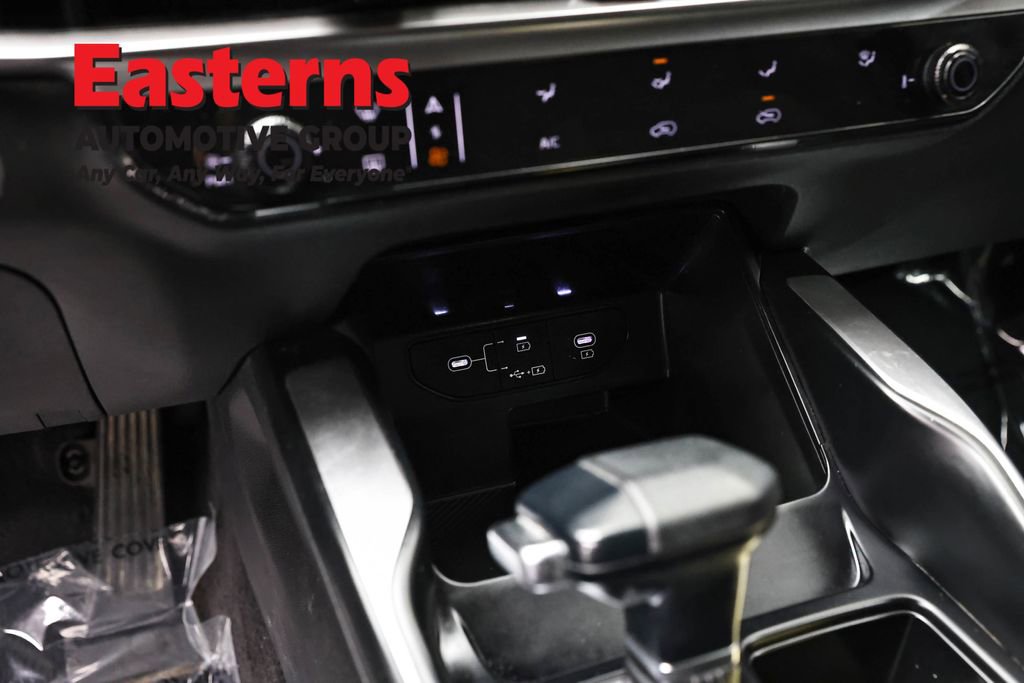 Used 2024 Kia Sorento LX FWD image 21