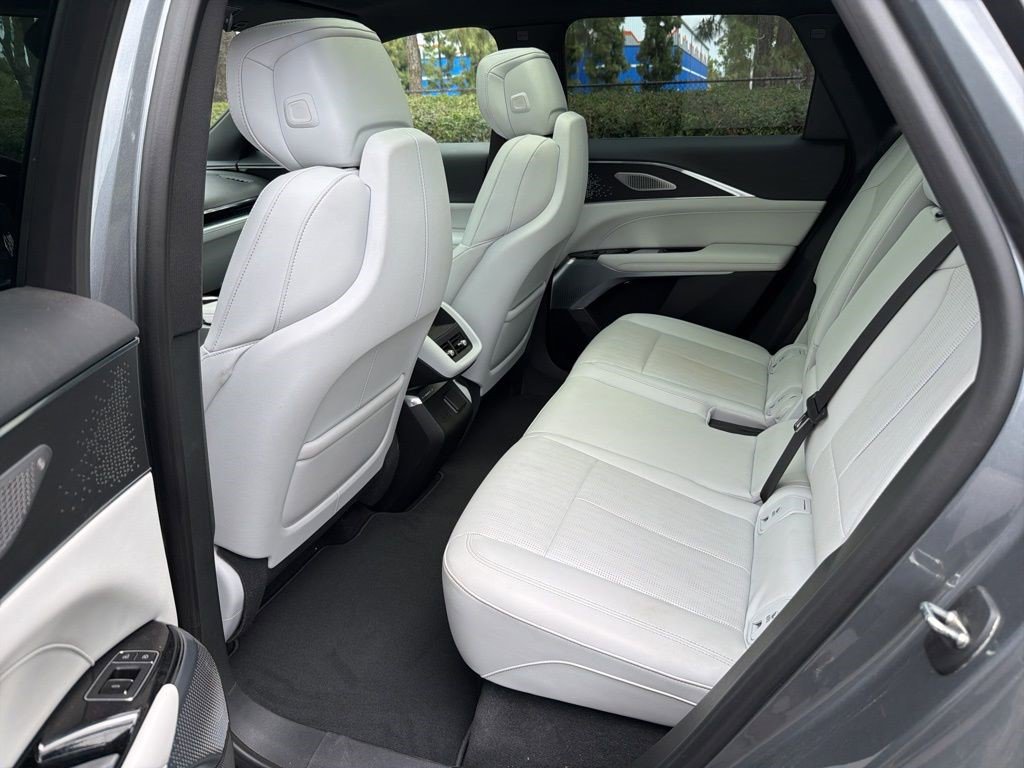 Certified 2023 Cadillac Lyriq 2WD image 12