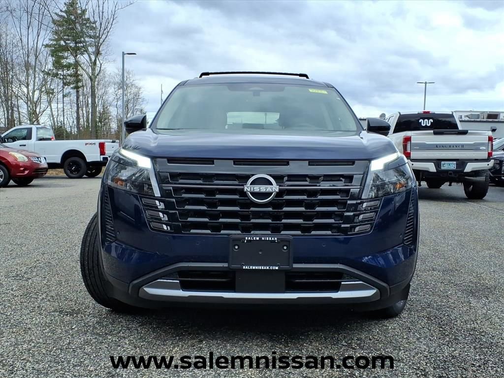 New 2026 Nissan Pathfinder Platinum w/ Cargo Package image 2