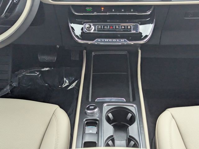 New 2026 Lincoln Corsair Reserve image 17