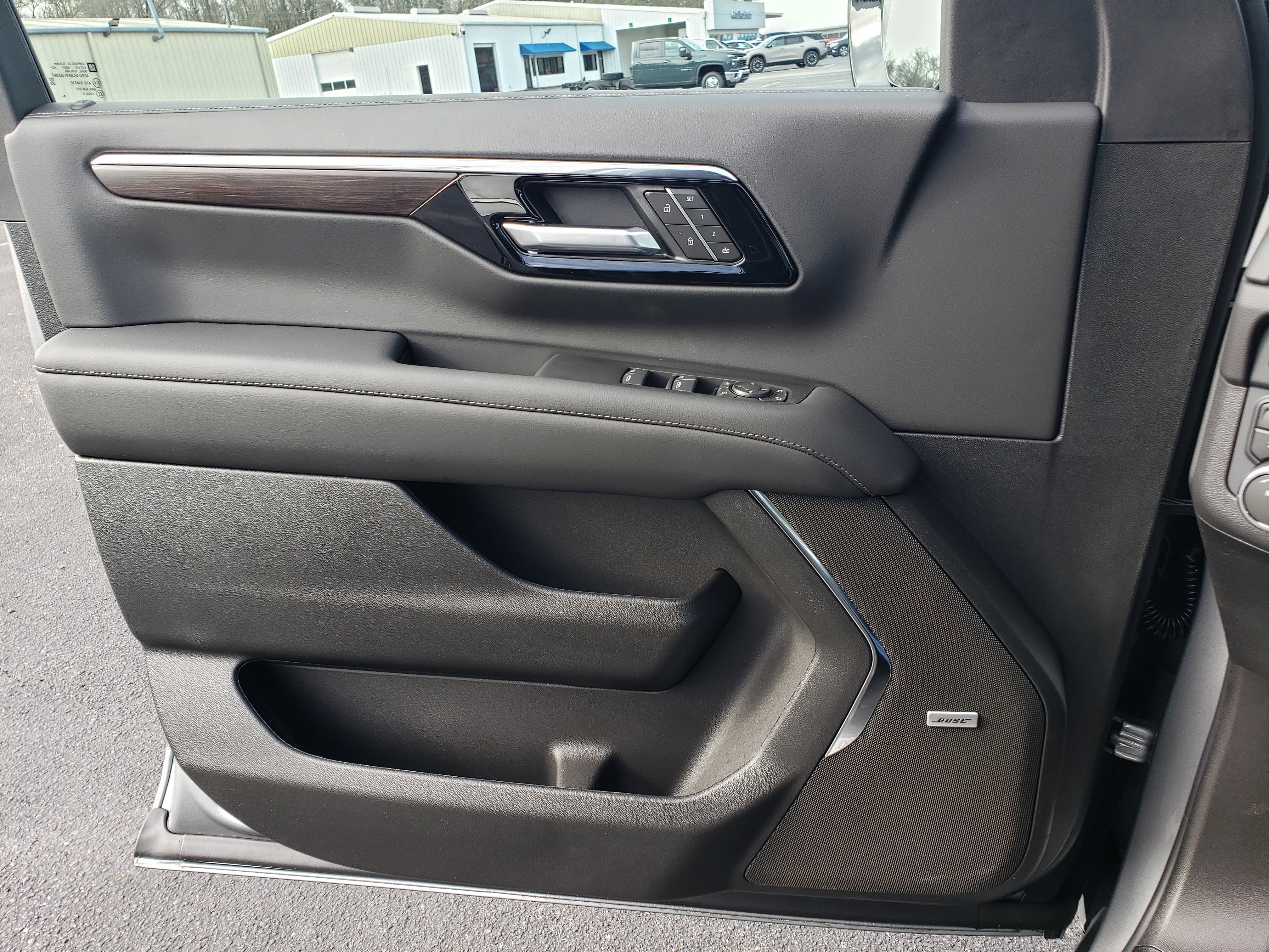 New 2026 Chevrolet Tahoe LT w/ Comfort Package image 14