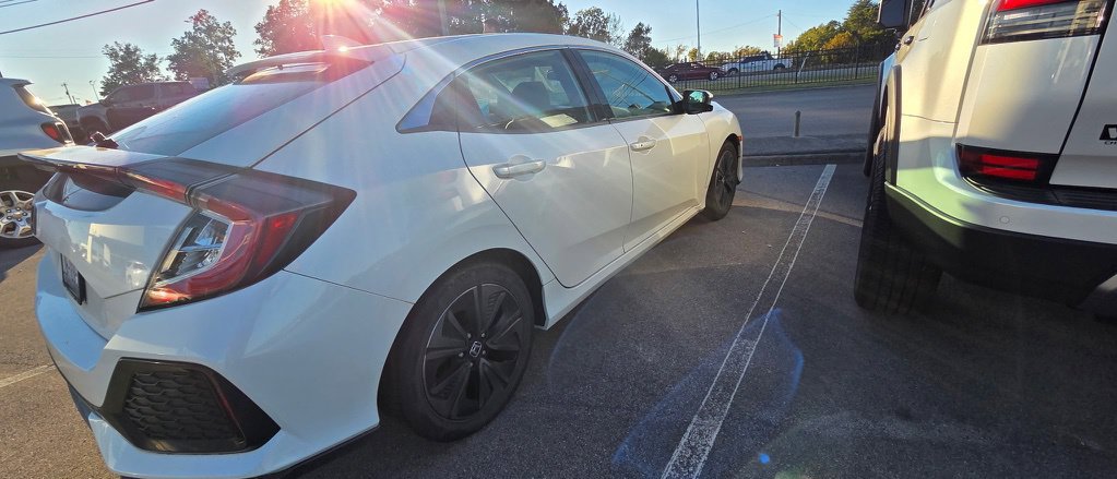 Used 2017 Honda Civic EX-L image 5