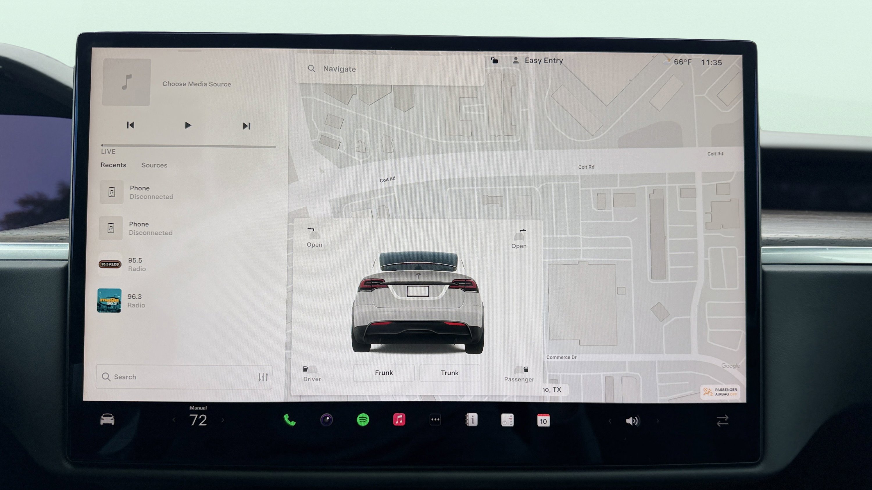 Used 2023 Tesla Model X image 74
