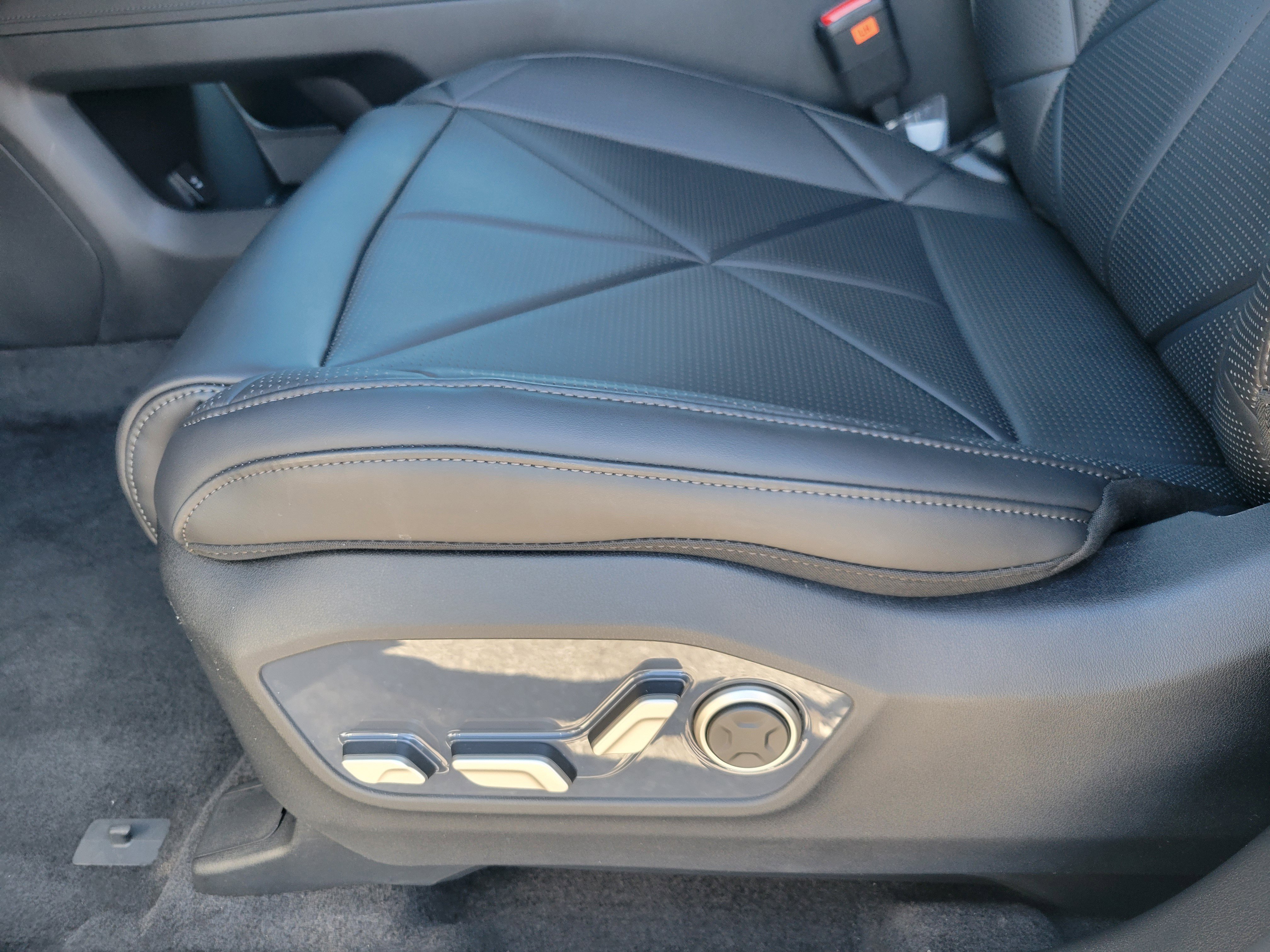 New 2027 Kia Telluride SX FWD image 5