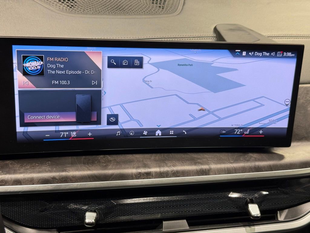 Used 2024 BMW X7 xDrive40i w/ Premium Package image 12