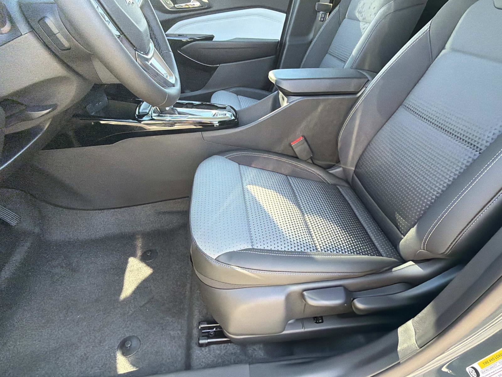 New 2026 Chevrolet Trax LT w/ Driver Confidence Package FWD image 21