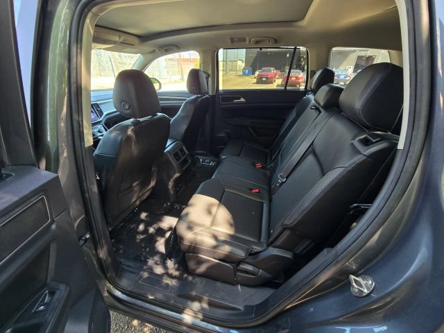 Used 2018 Volkswagen Atlas SEL AWD/4WD image 12