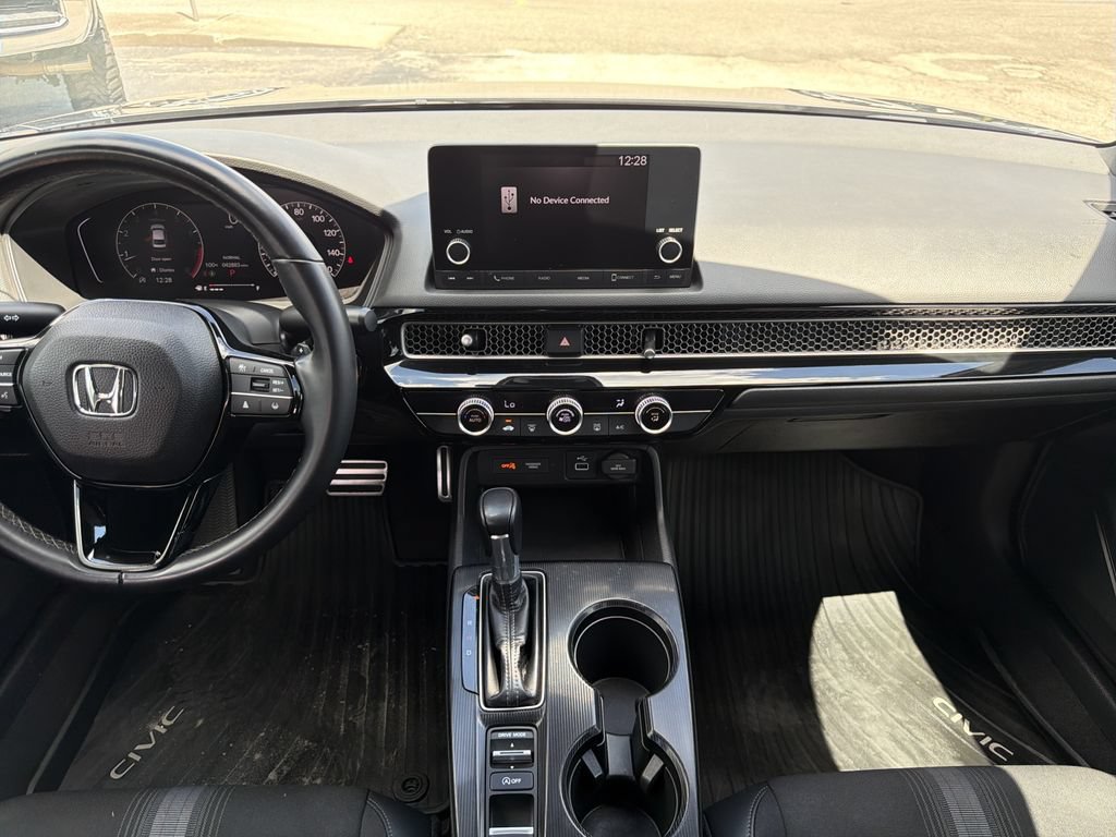 Used 2023 Honda Civic Sport image 16