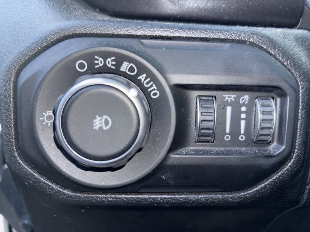 Used 2021 Jeep Wrangler Unlimited Sport image 12