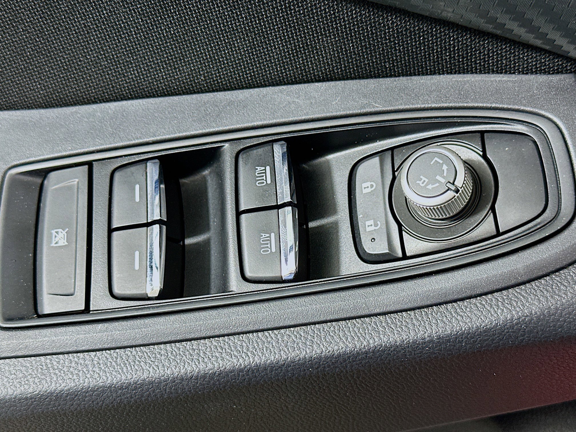 Used 2025 Subaru Ascent Premium image 15