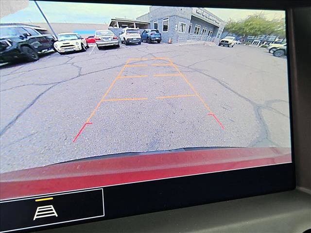 Used 2023 GMC Acadia SLE w/ Driver Convenience Package image 13