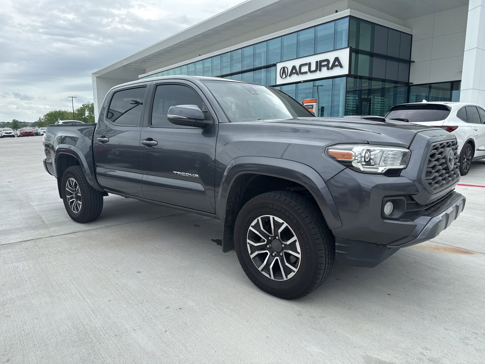Used 2021 Toyota Tacoma TRD Sport w/ Technology Package image 1