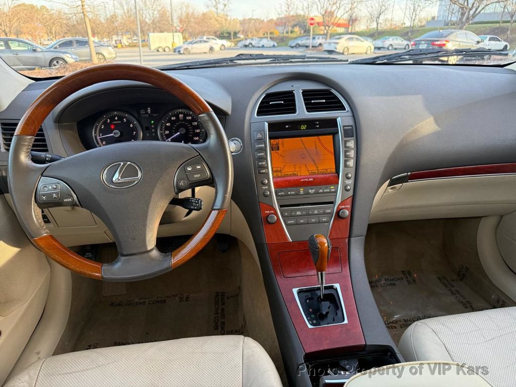 Used 2011 Lexus ES 350 FWD image 15