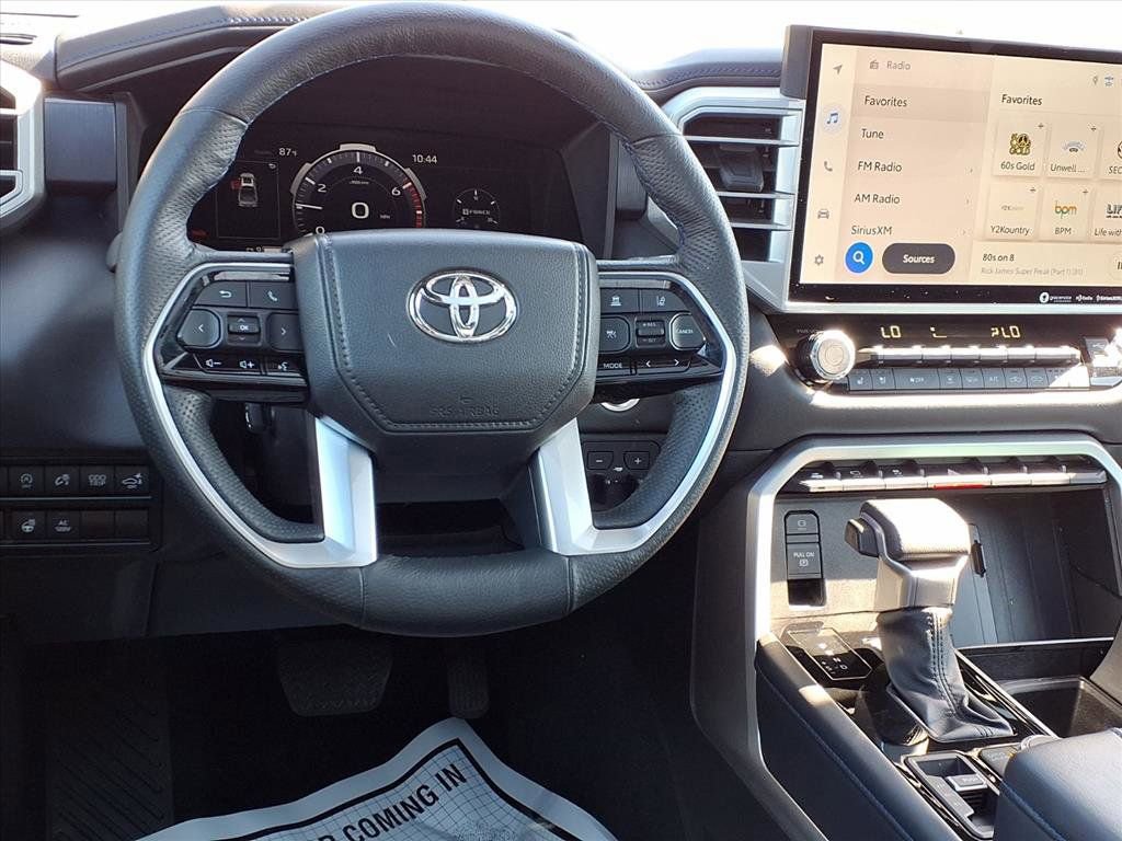 Used 2023 Toyota Tundra Platinum image 4