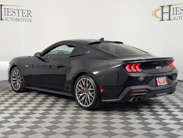 Used 2024 Ford Mustang GT Premium image 5