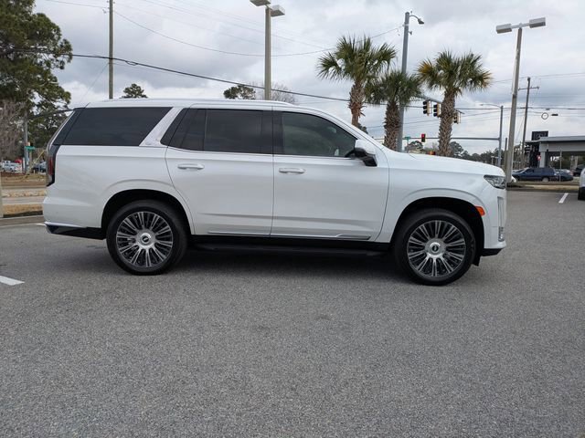 Used 2021 Cadillac Escalade Premium Luxury image 4