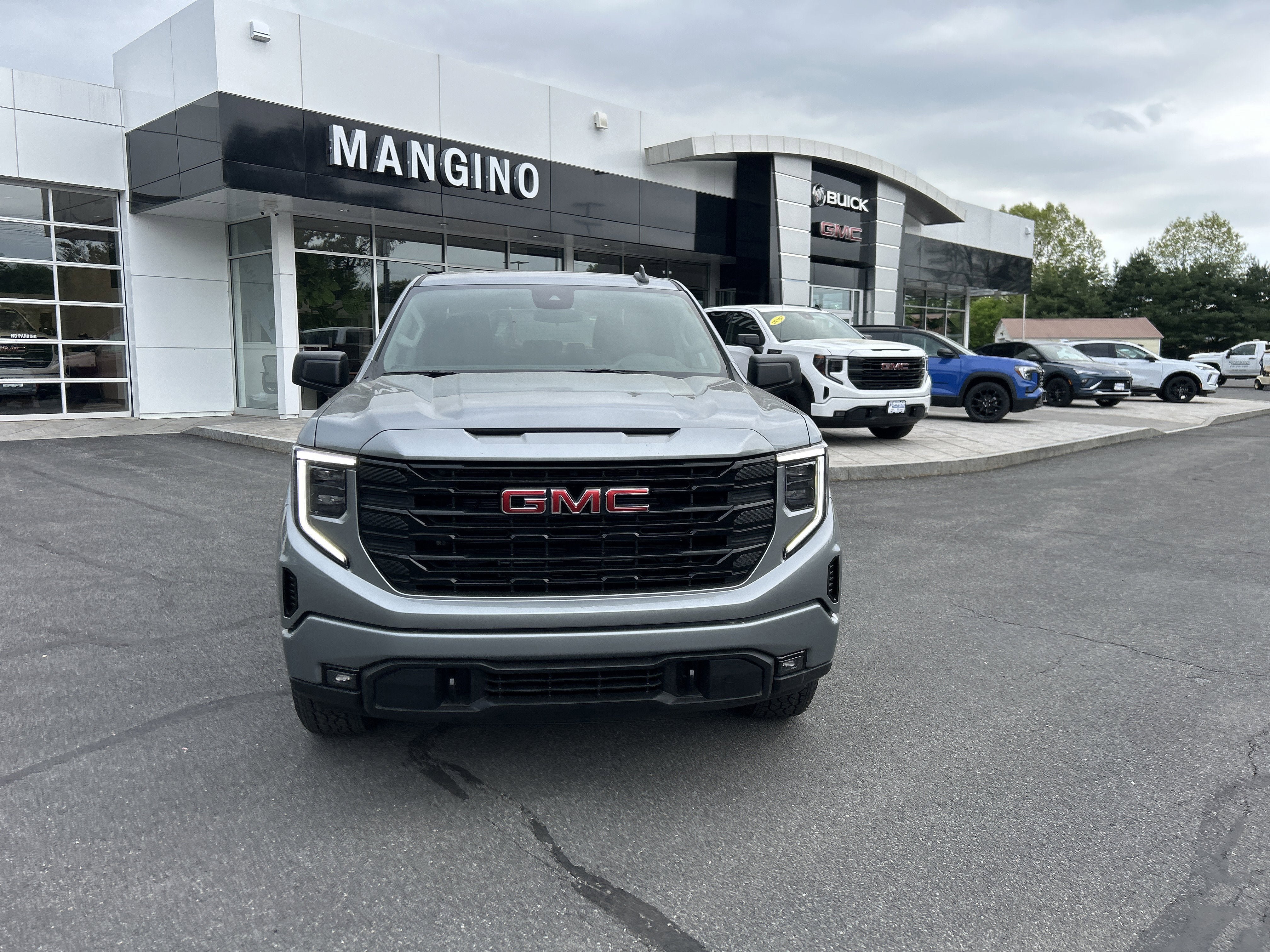New 2026 GMC Sierra 1500 Elevation w/ Elevation Select Package AWD/4WD image 16