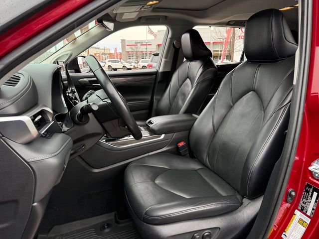 Certified 2021 Toyota Highlander Limited image 11
